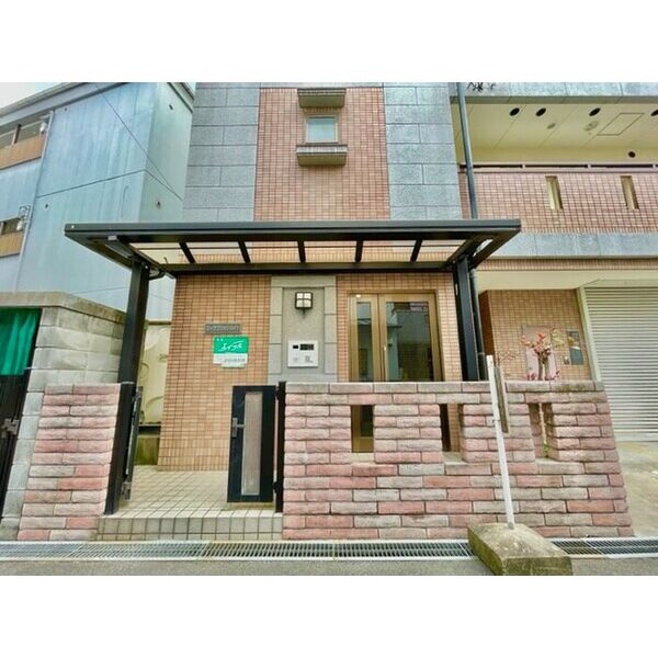 ロックブリッジハイツのエントランス
