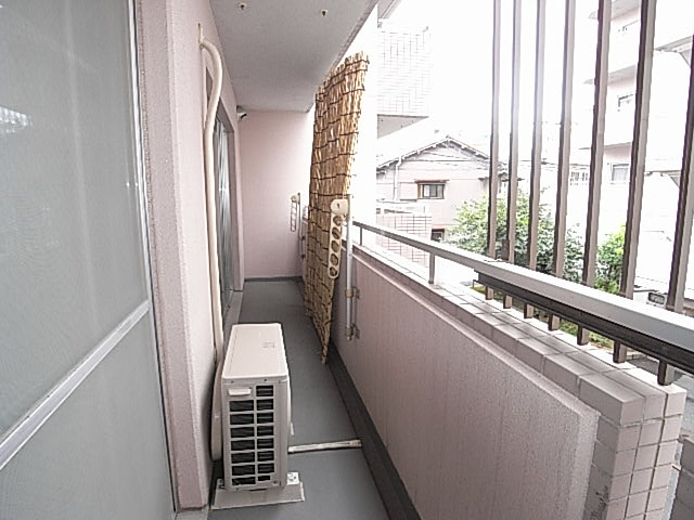 レジデンスＪＯＹ松屋のバルコニー