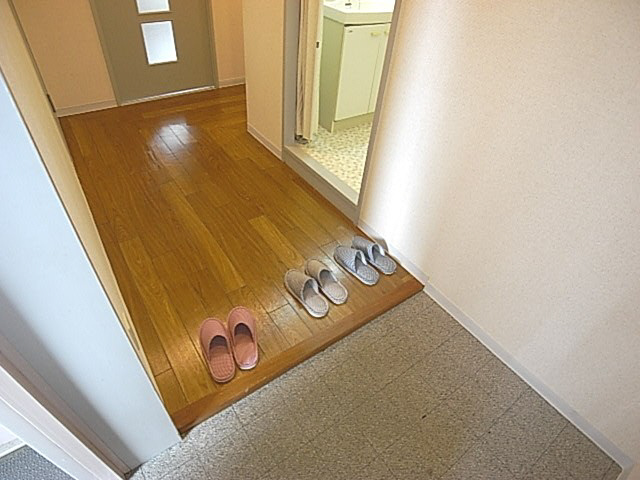 レジデンスＪＯＹ松屋の玄関