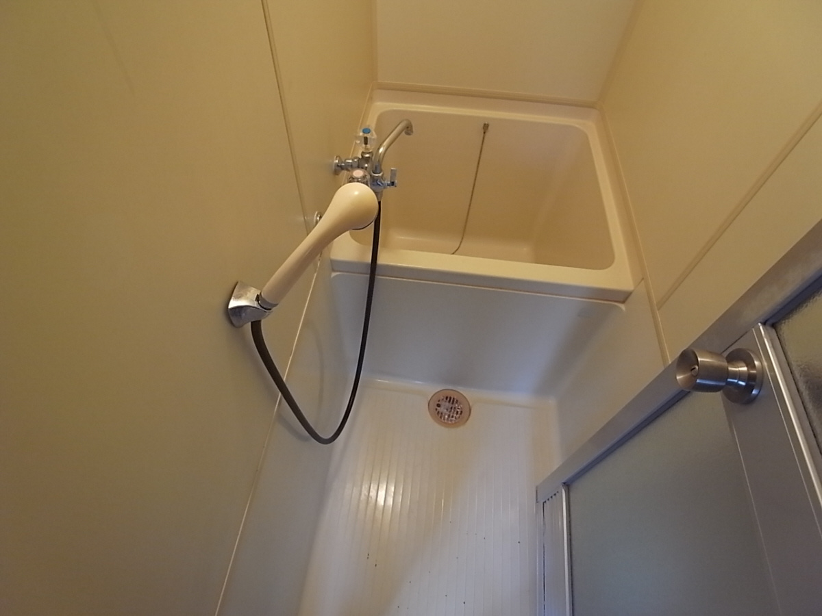 緑町マンションの浴室