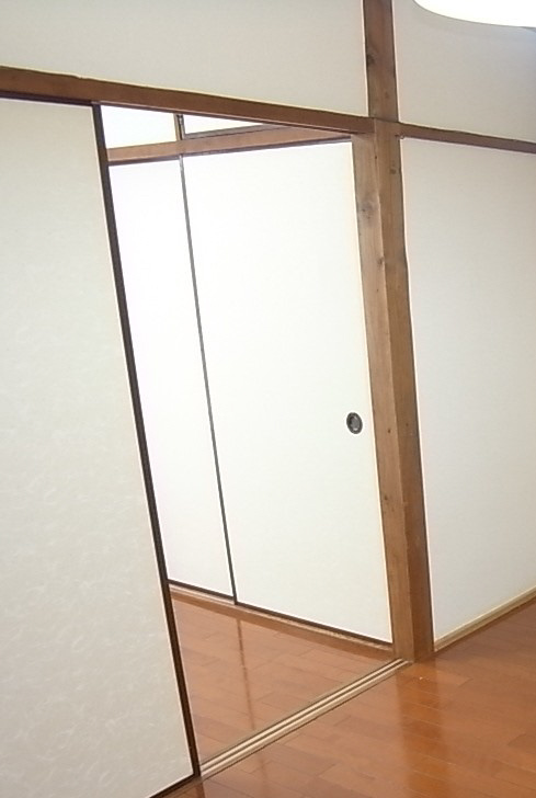 石津コーポMTの収納