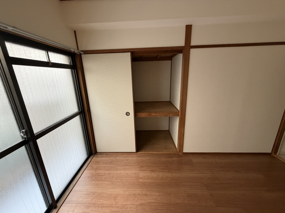 栄コーポの収納
