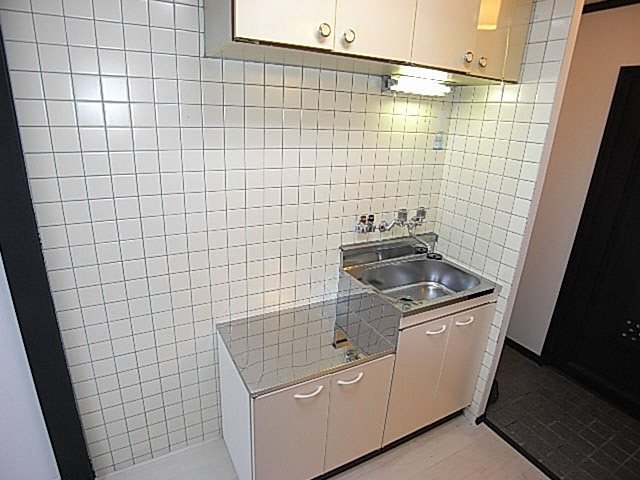 プチメゾン萱島のキッチン