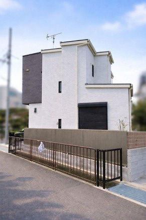 摂津市鳥飼西１丁目　中古戸建ての外観