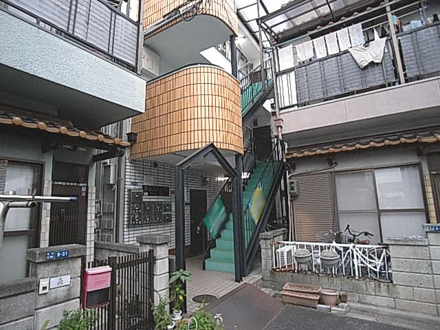 ローレンスハイムの外観