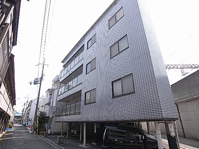 桜園ロイヤルライフの外観