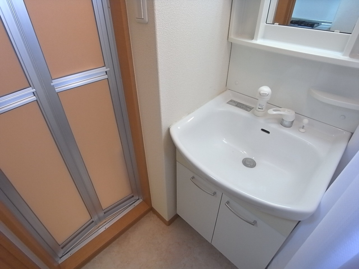 松尾ハイツ寝屋川の洗面所