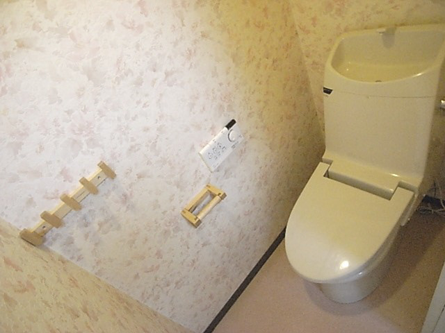岡村様貸家のトイレ