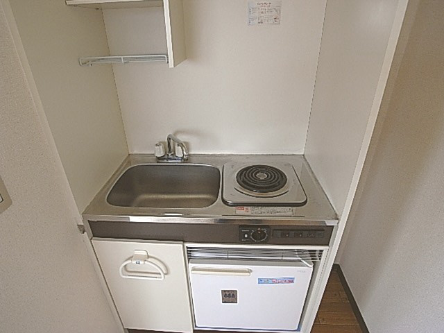 グリーンパレス緑町のキッチン