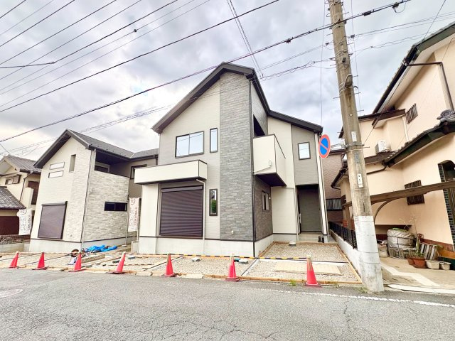 《仲介手数料半額》川越市霞ケ関北 20期全2棟　2号棟の前面道路含む現地写真