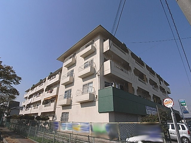 第1八幸マンションの外観