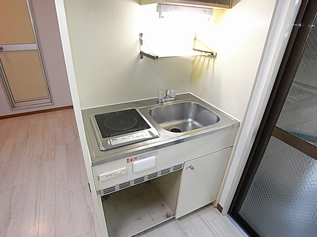 ファインコートⅢ寝屋川池田のキッチン