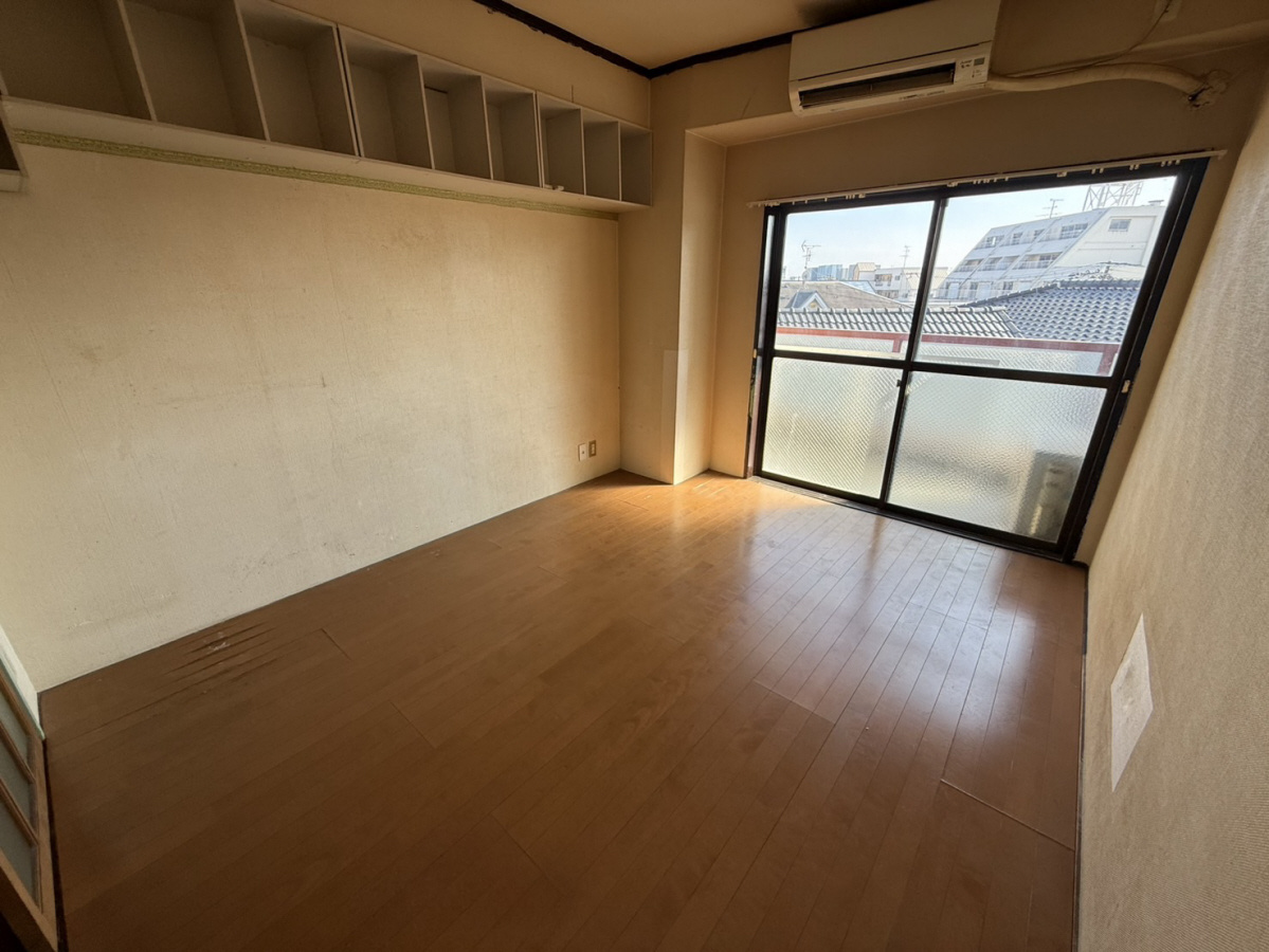 リカレントドゥエリング　公栄建設の洋室