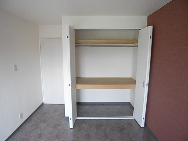 レオハイム木屋の収納