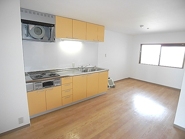 レオハイム木屋のキッチン