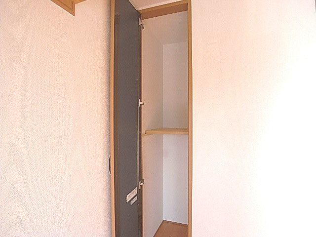 八幡ハイツの収納