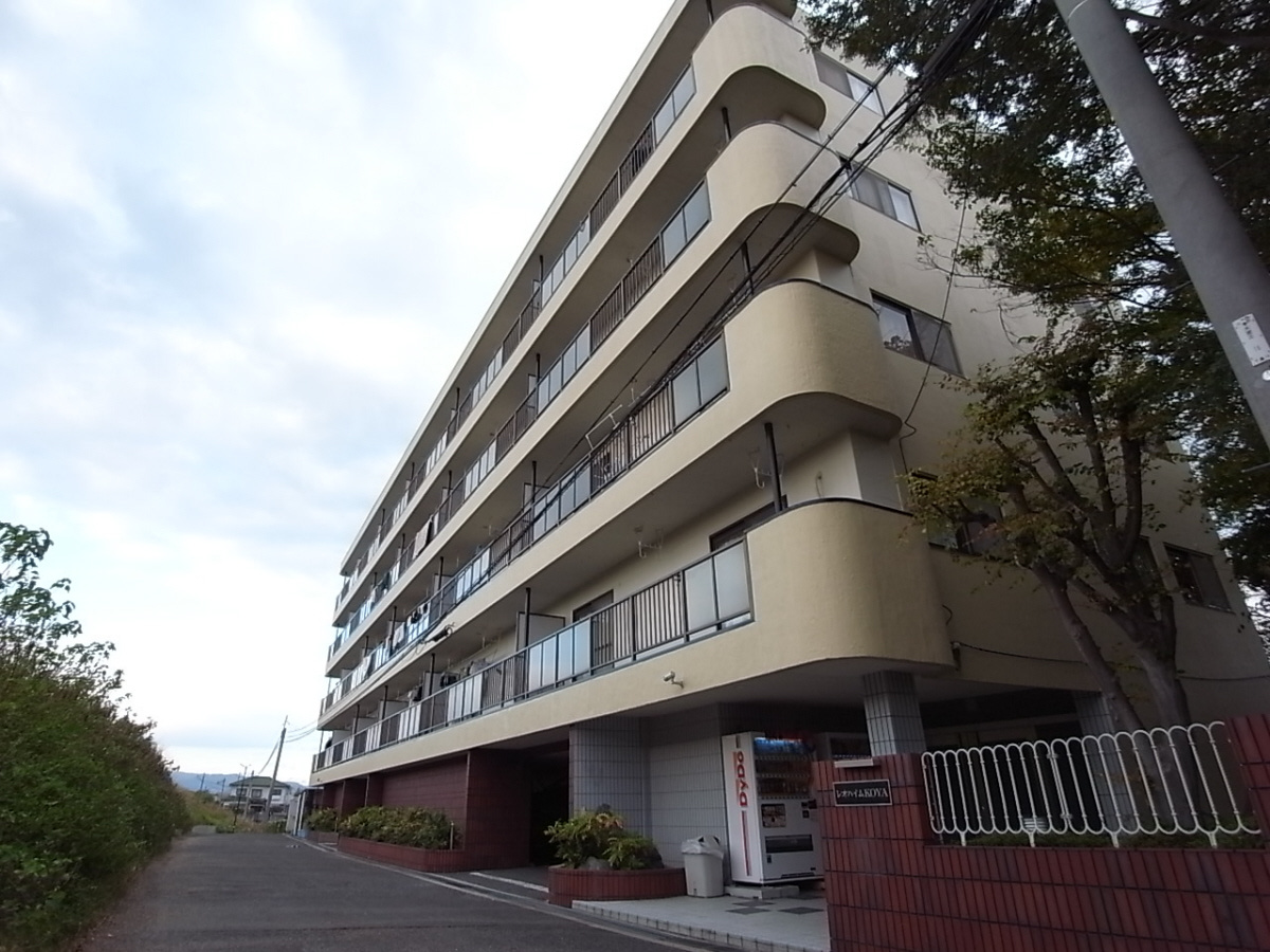 レオハイム木屋