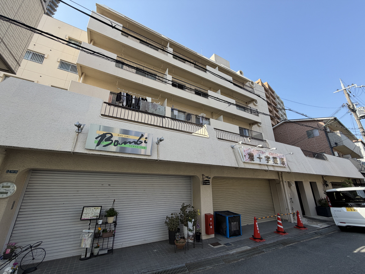 龍宝マンションの外観