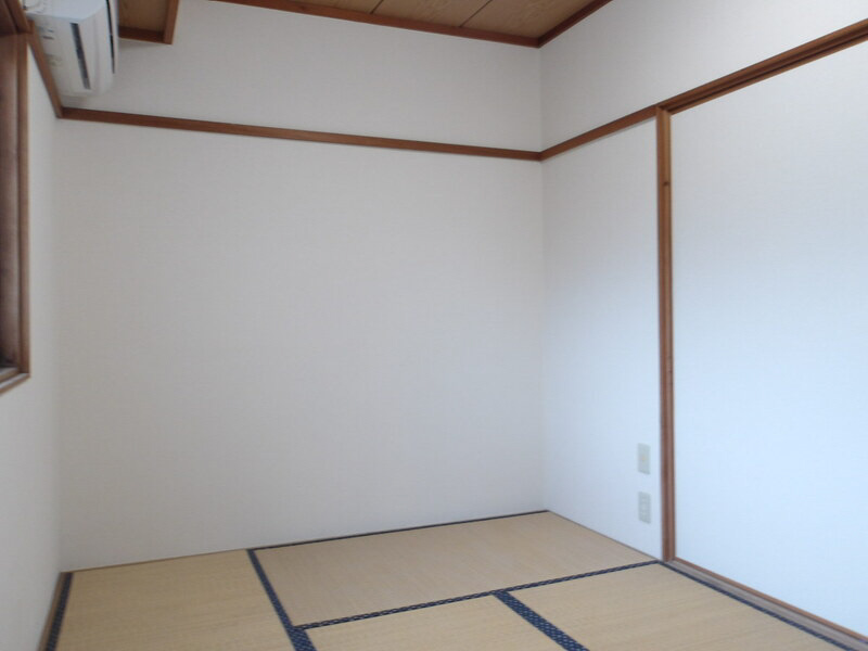 エアロプレーン春日の洋室
