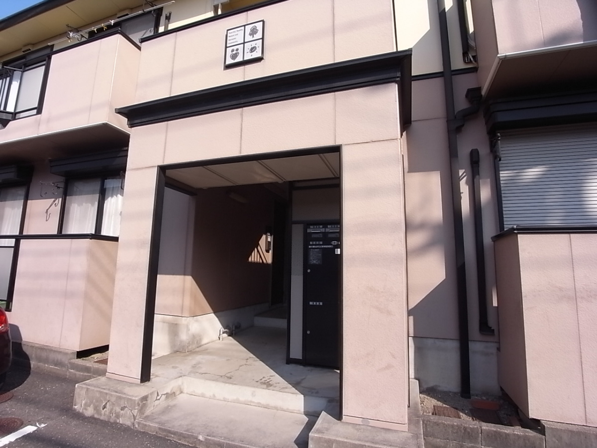 サンビーム元町のエントランス