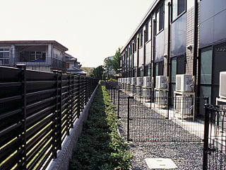 レオパレスグランシャリオの庭
