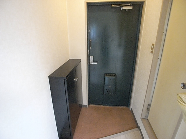 リピエーノ萱島の玄関