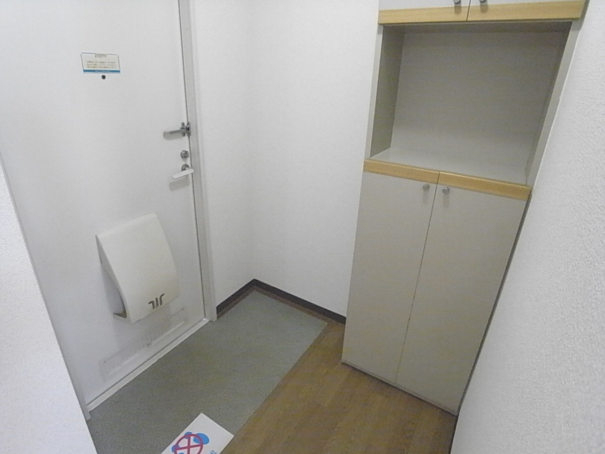 コートビレッジの玄関