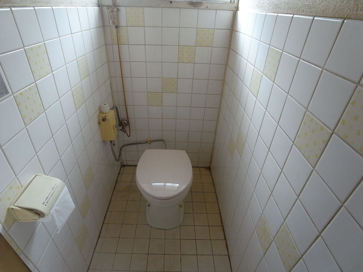 明和連棟のトイレ