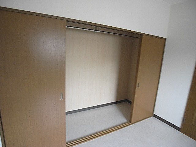 シャトー東寝屋川のバルコニー