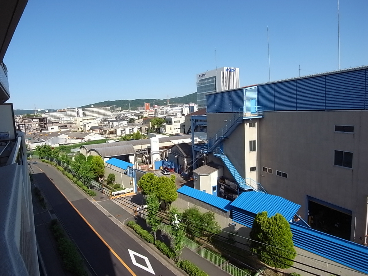 ヴィルヌーブエストの玄関