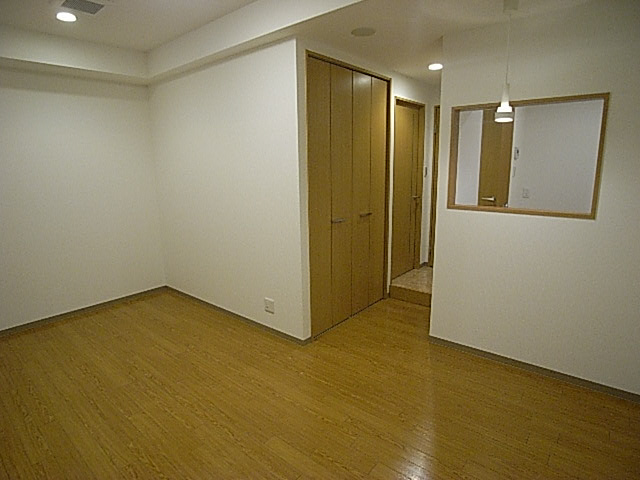 レオンズビルのその他