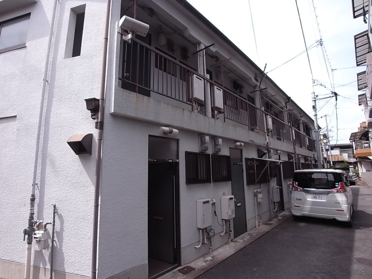 エアロプレーン春日のエントランス