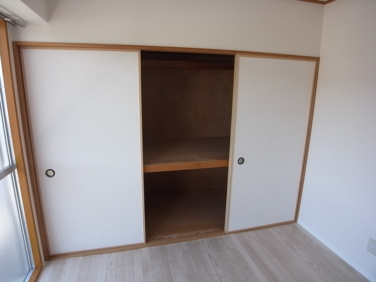 グリンピア東寝屋川の収納