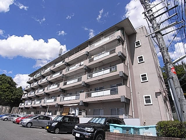 清水谷コーポの駐車場