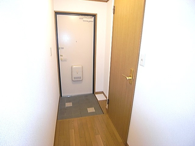 菊水パレスの玄関