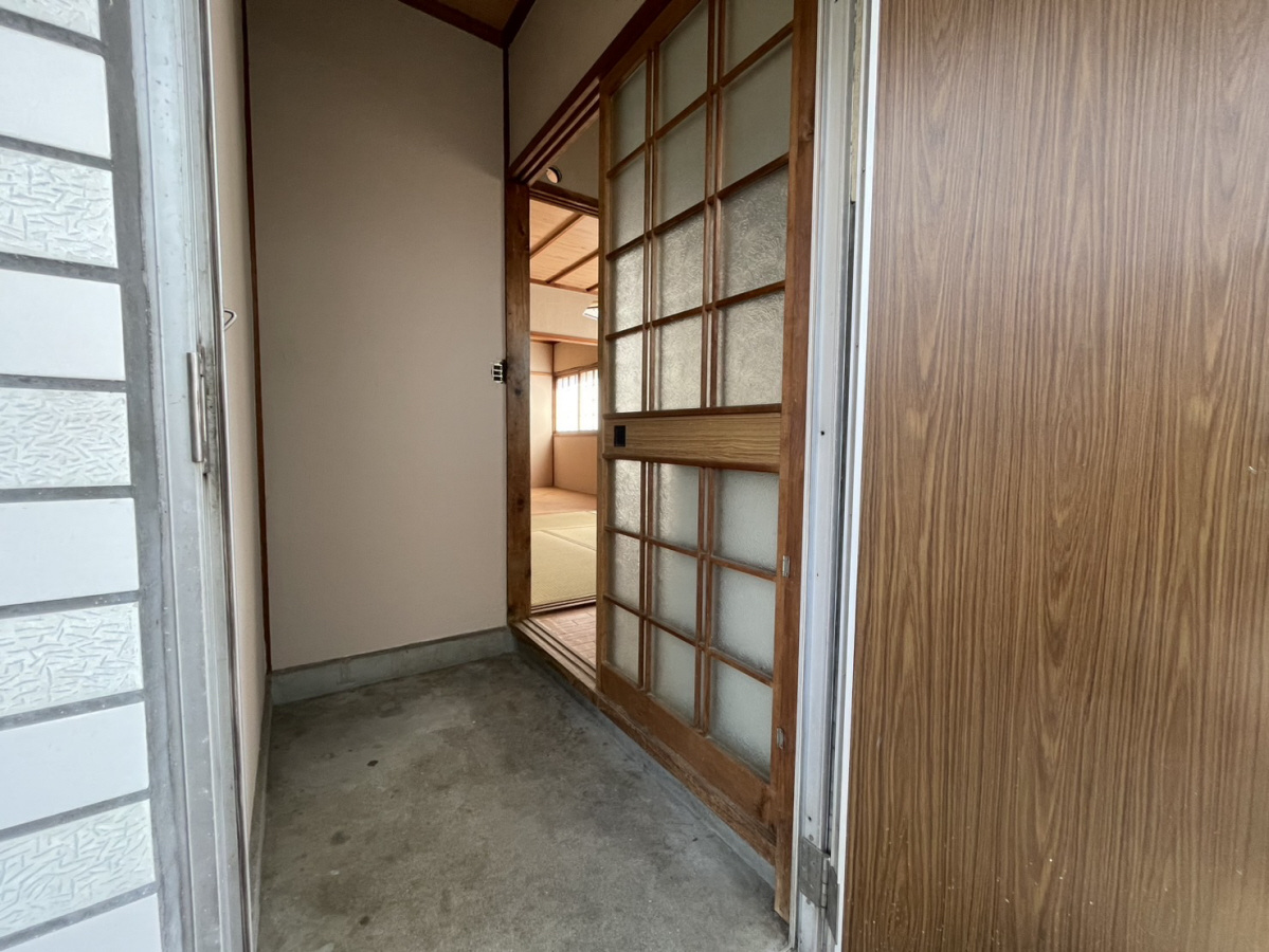西尾文化の玄関