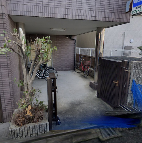 ハイツSUZUKAの駐車場