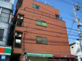 マンション麻生の外観