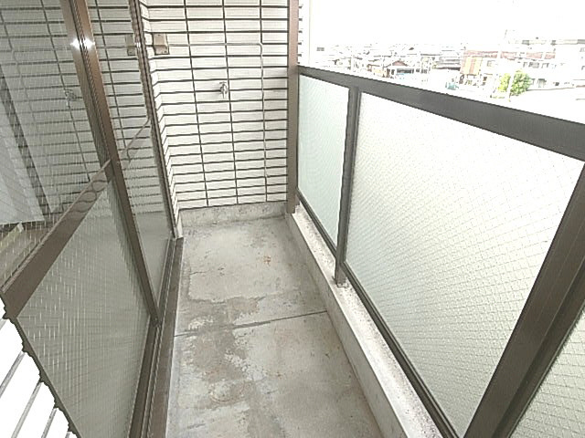 GS萱島のバルコニー
