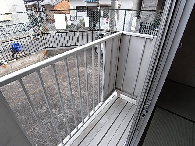 翠甲園ハイツの洋室