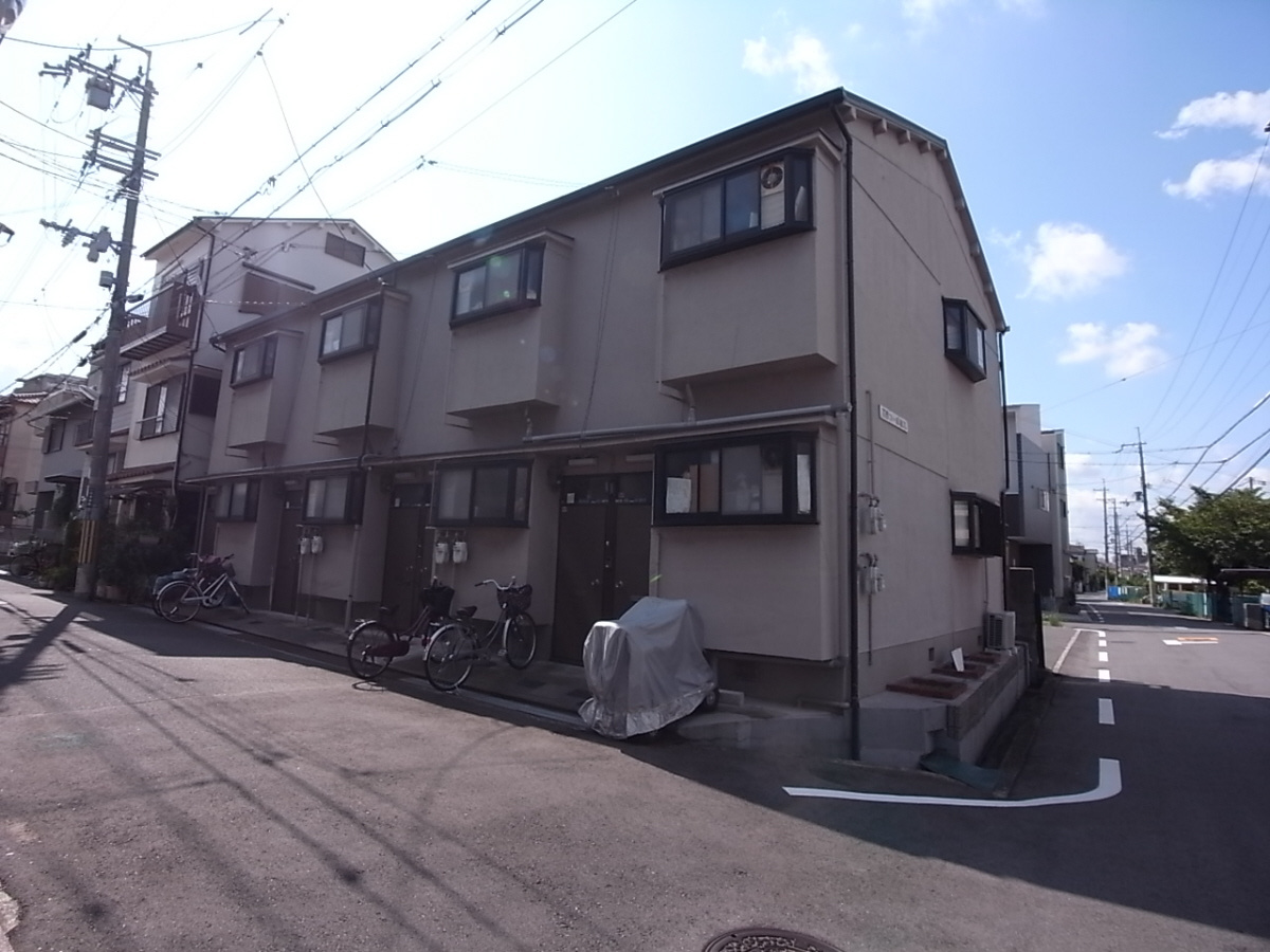 石津コーポMTの外観