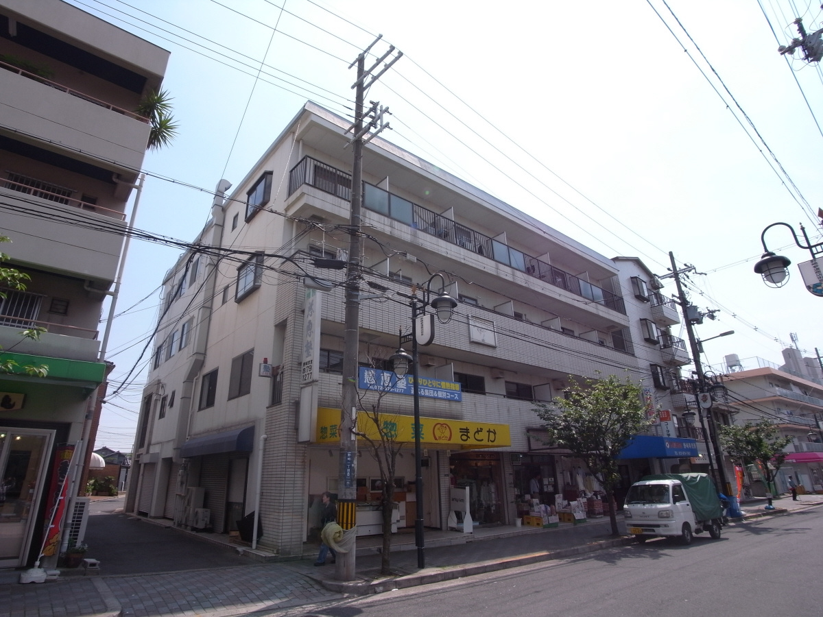 ネオコーポイケダヤ1号館の外観