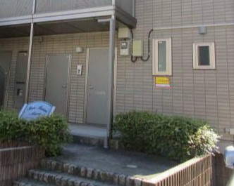 ボン　メゾン　ミウラのエントランス