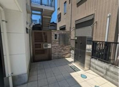 新都心HBのエントランス