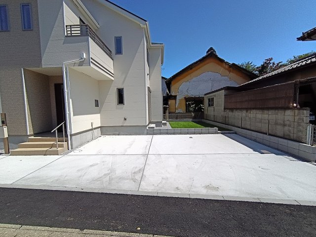 ハートフルタウン 高崎市中豊岡町新築の駐車場