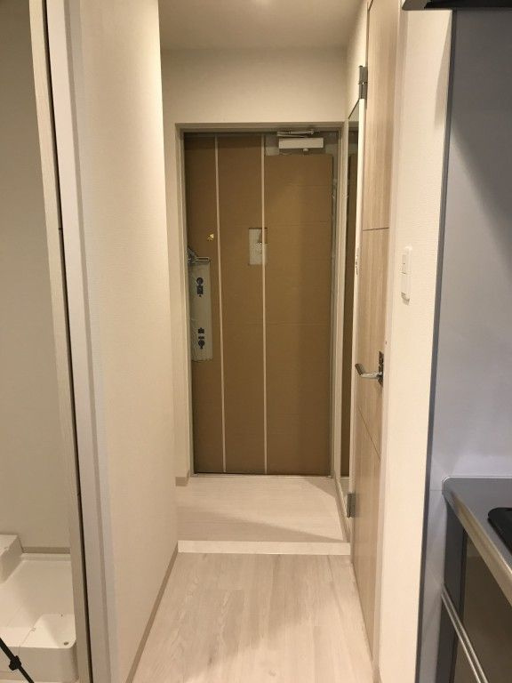 グランビスタ新神戸の玄関