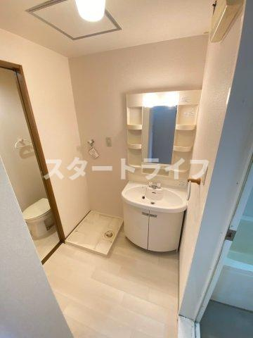 大阪市淀川区木川東２丁目の賃貸マンションの洗面所