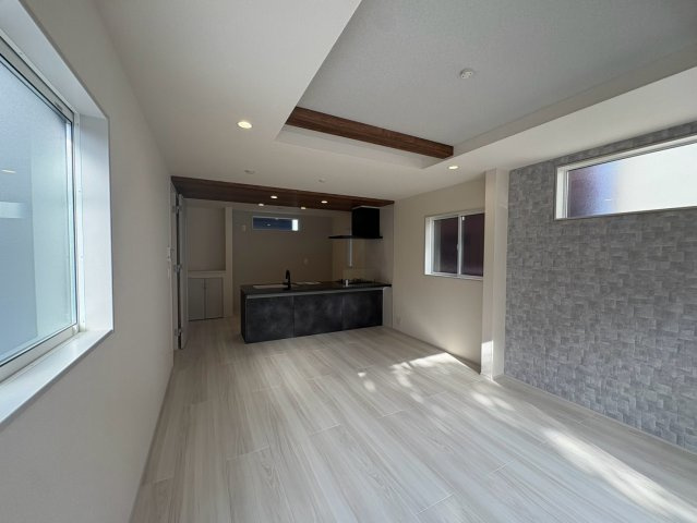 川越市寺尾　新築分譲　東武東上線『新河岸駅』徒歩22分　【寺尾小学区】の居間・リビング