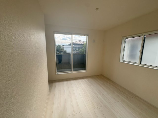 川越市寺尾　新築分譲　東武東上線『新河岸駅』徒歩22分　【寺尾小学区】の洋室