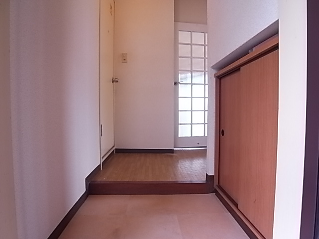 パルレ瑞ヶ丘の玄関